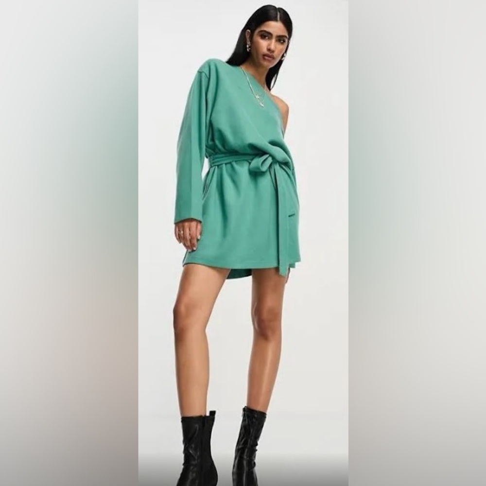 NWT ASOS Design Off The Shoulder Minidress